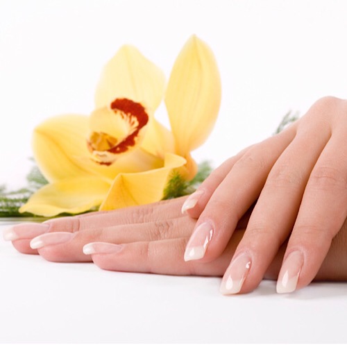 HARMONY NAILS & SPA - manicure